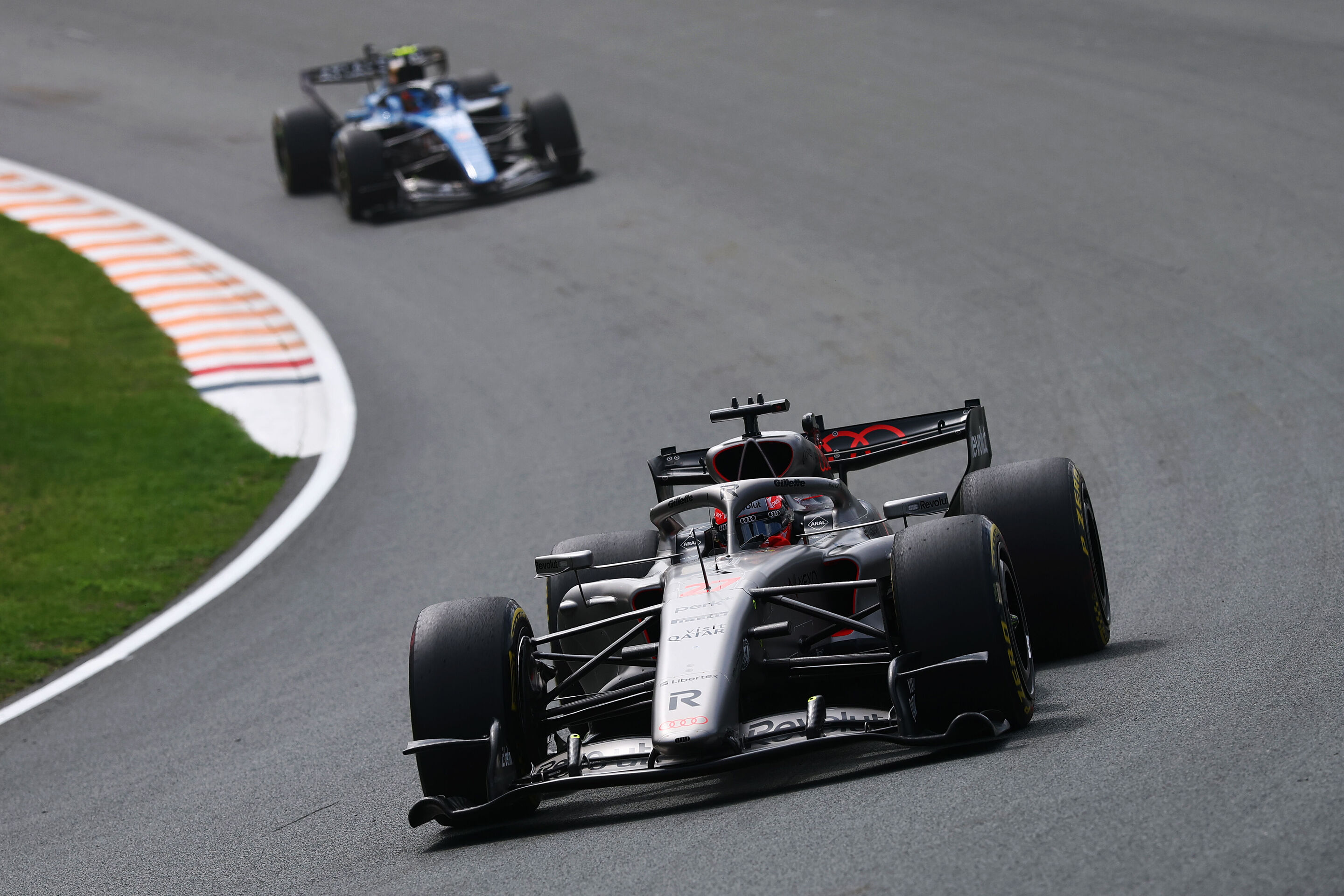 2026 Dutch Grand Prix - Saturday - ZANDVOORT, NETHERLANDS - AUGUST 22: Nico Hulkenberg of Germany driving the (27) Audi F1 Team R26 on track during the Sprint ahead of the F1 Grand Prix of Netherlands at Circuit Zandvoort on August 22, 2026 in Zandvoort,...