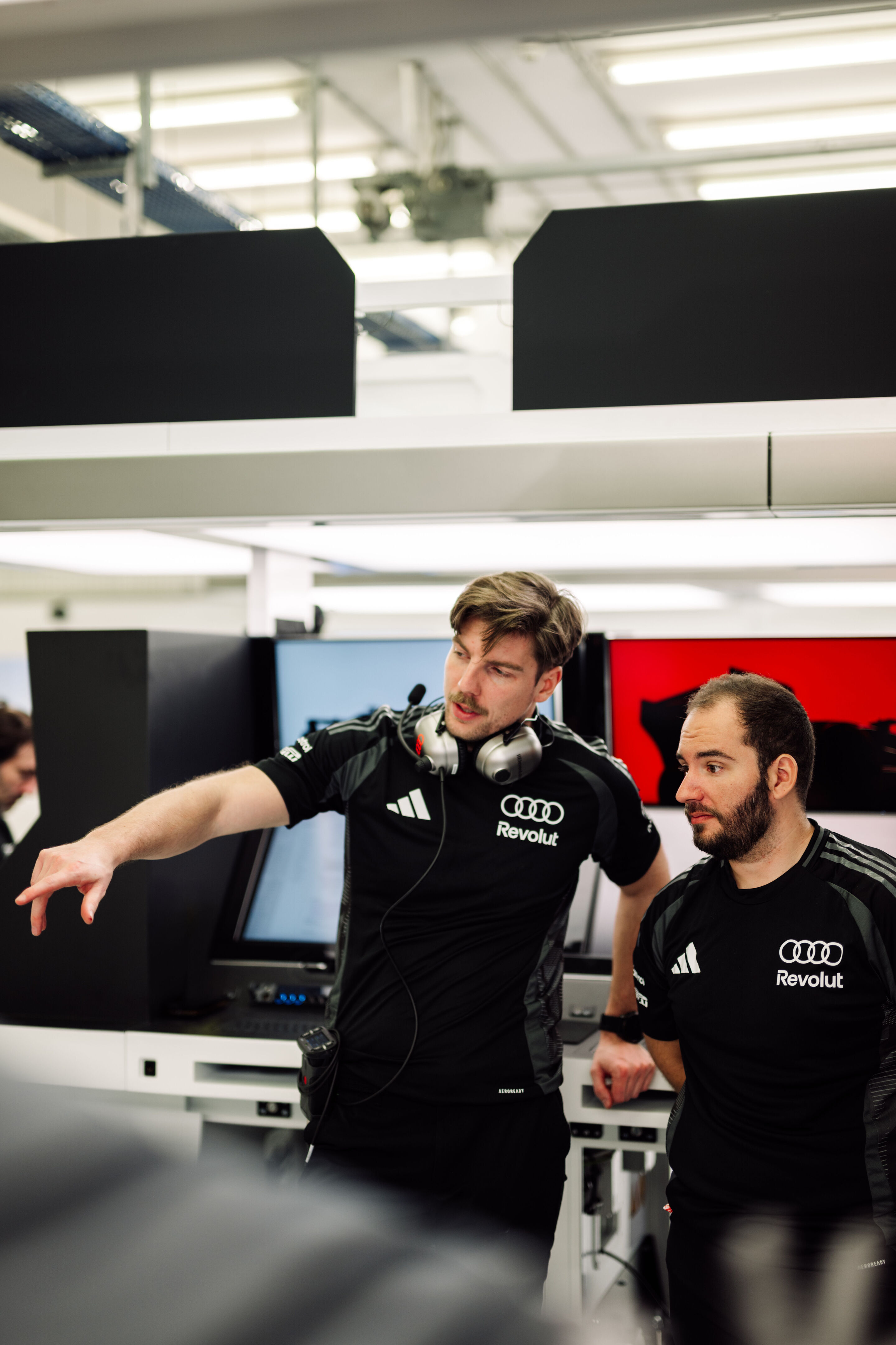 2026 Pre-Season: Bahrain Test 1, Day 0 - 2026 Pre-Season: Bahrain Test 1, Day 0, 10 February 2026