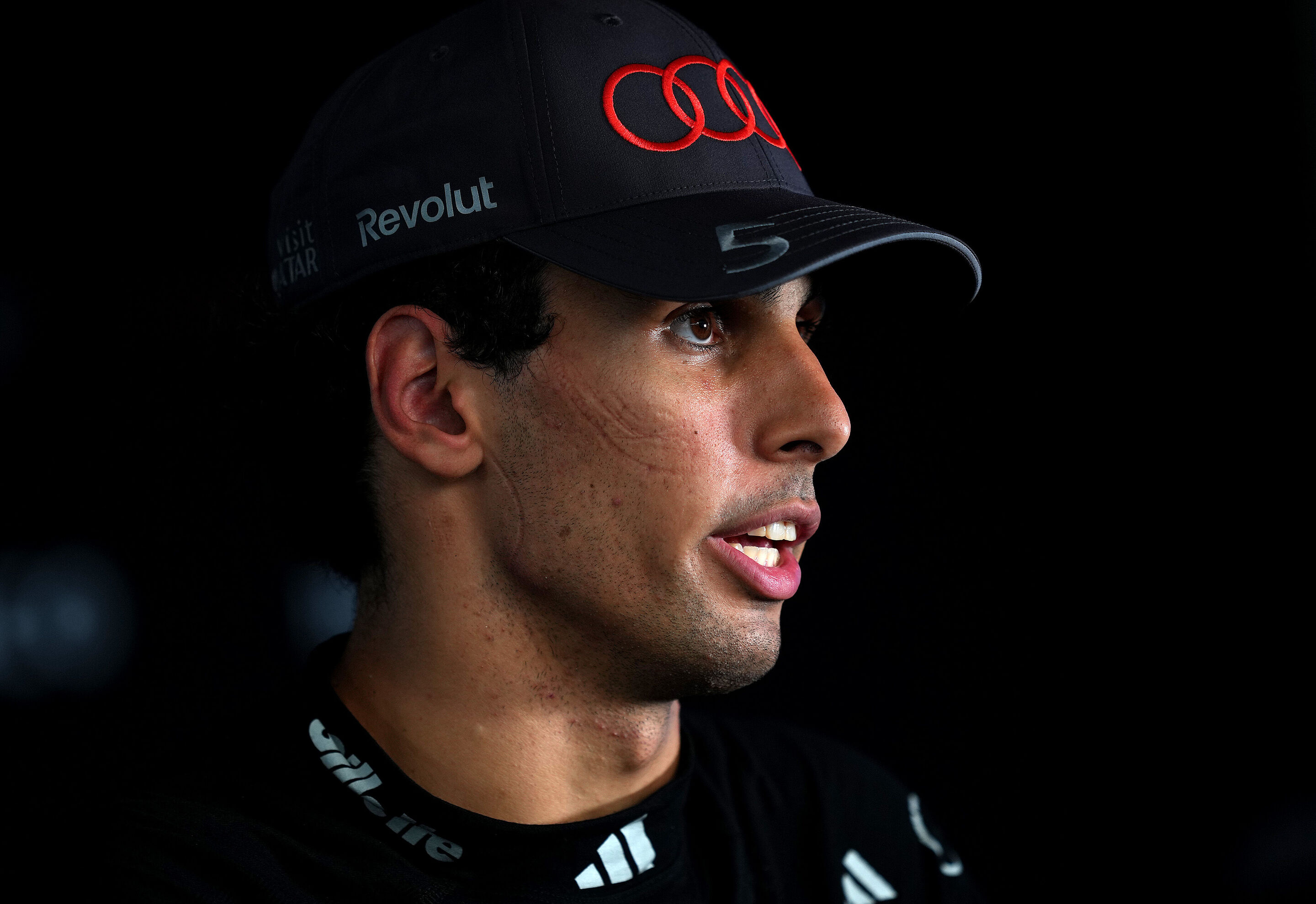 F1 Grand Prix of Bahrain in Malaysia - KUALA LUMPUR, MALAYSIA - OCTOBER 04: Eighteenth placed Gabriel Bortoleto of Brazil and Audi F1 Team talks to the media during the F1 Grand Prix of Bahrain in Malaysia at Sepang Circuit on October 04, 2026 in Kuala...