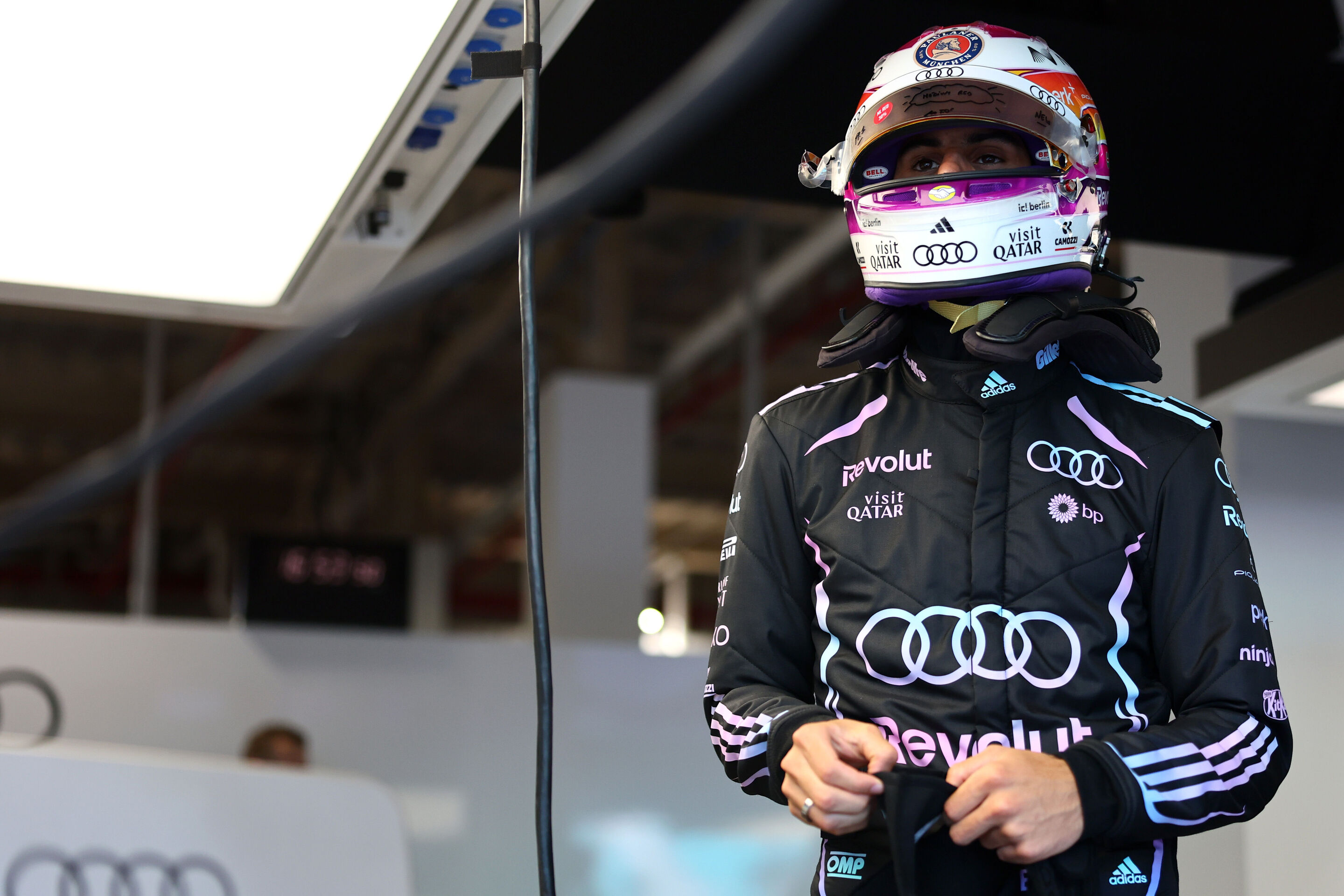 2026 Miami Grand Prix - Gabriel Bortoleto special edition helmet - 2026 Miami Grand Prix - Gabriel Bortoleto special edition helmet
