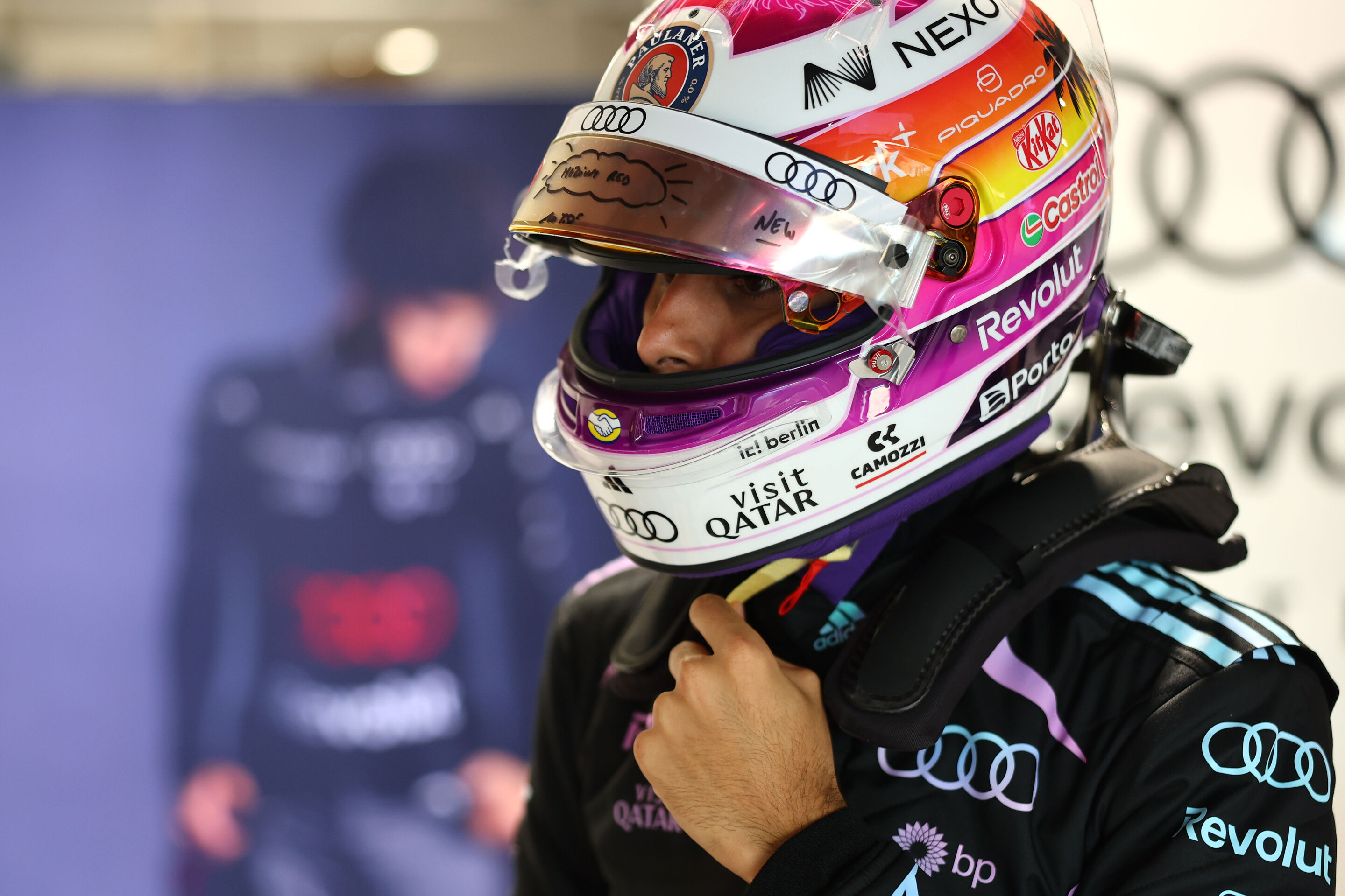 2026 Miami Grand Prix - Gabriel Bortoleto special edition helmet - 2026 Miami Grand Prix - Gabriel Bortoleto special edition helmet