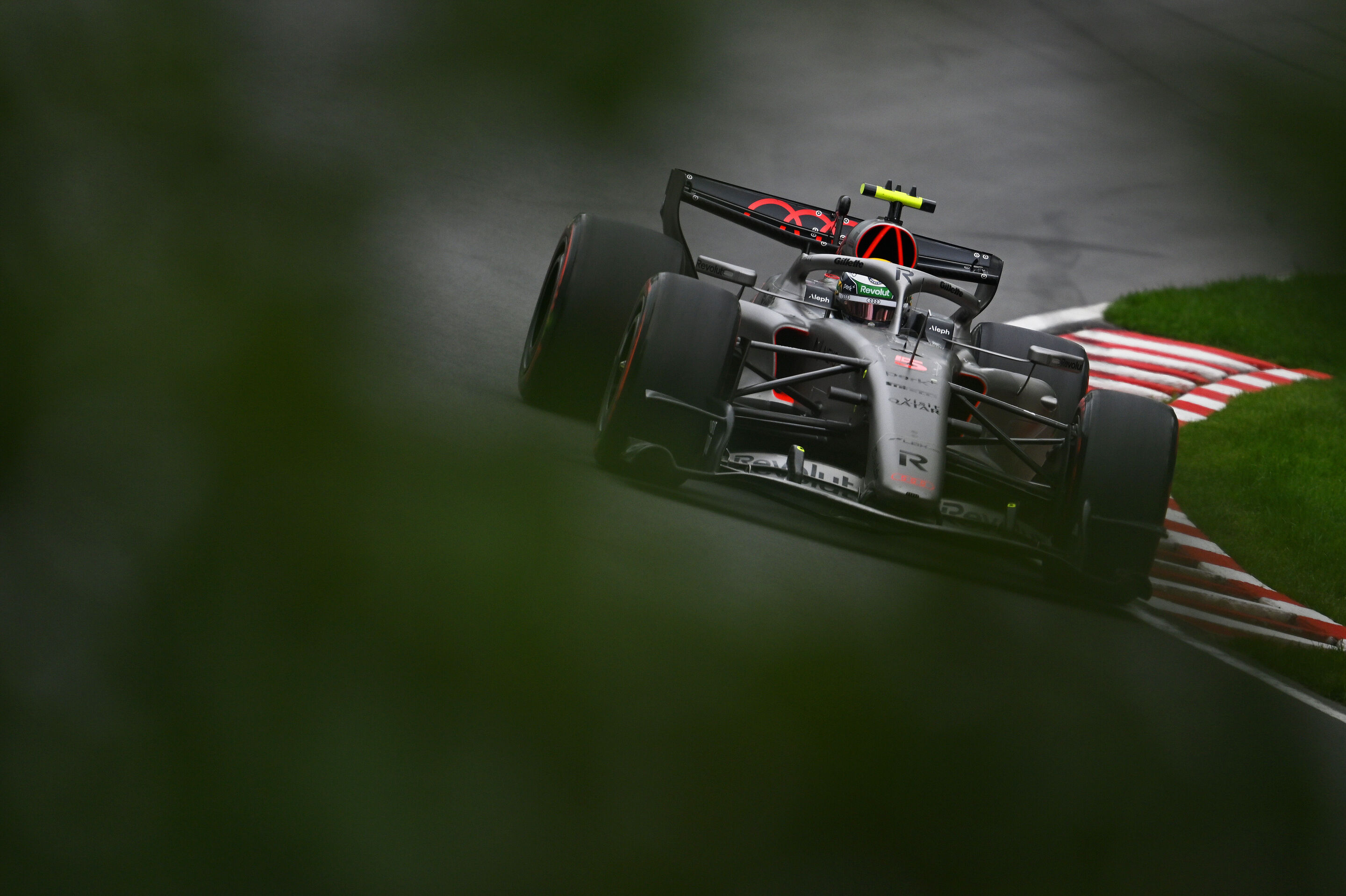 F1 Grand Prix of Canada - Sprint & Qualifying - MONTREAL, QUEBEC - MAY 23: Gabriel Bortoleto of Brazil driving the (5) Audi F1 Team R26 on track during qualifying ahead of the F1 Grand Prix of Canada at Circuit Gilles-Villeneuve on May 23, 2026 in Montreal,...